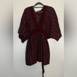 Suzanne Betro blouse size xlarge, ties in back, color is burgundy mainly